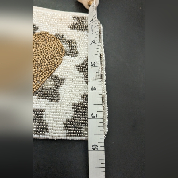 Francesca's Glass Beaded Pouch Clutch Bag Purse Gold Heart Leopard Cougar Spots - Picture 6 of 7